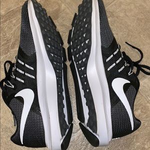 Nike Running Shoes (FAST SELL)